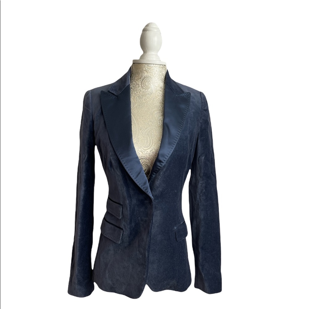 Ellie Tahari velvet blazer size 2 (XS)